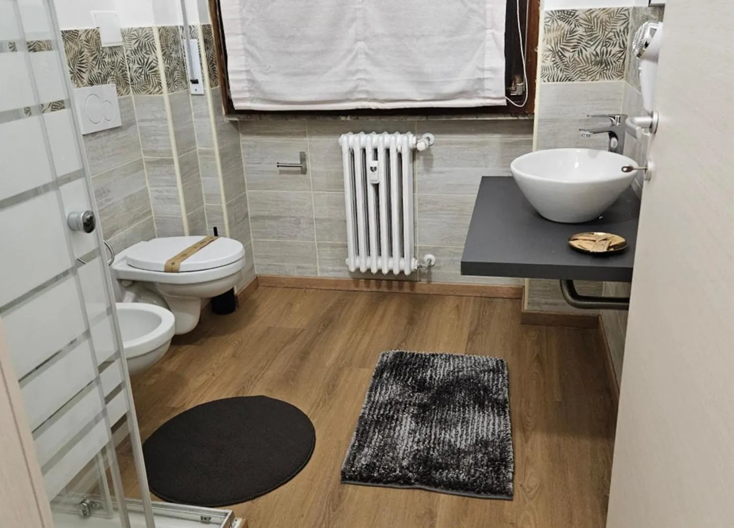 Mxp Room Busto Busto Arsizio 0*,  Ιταλία