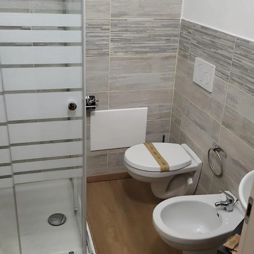 Mxp Room Busto Busto Arsizio